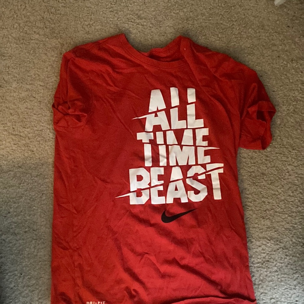 Nike graphic tee